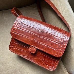 Handmade in England leather purse by Kate Sheridan